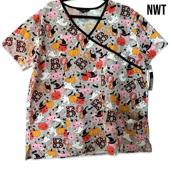 NWT Scrub TopCassandra O Halloween-themed medical - size 2XL - Picture 2 of 11